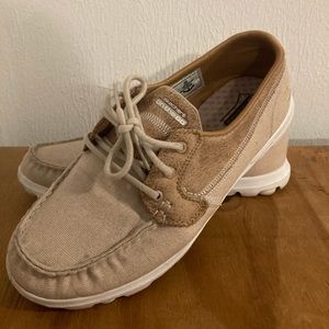 Women’s Sketchers On-the-go